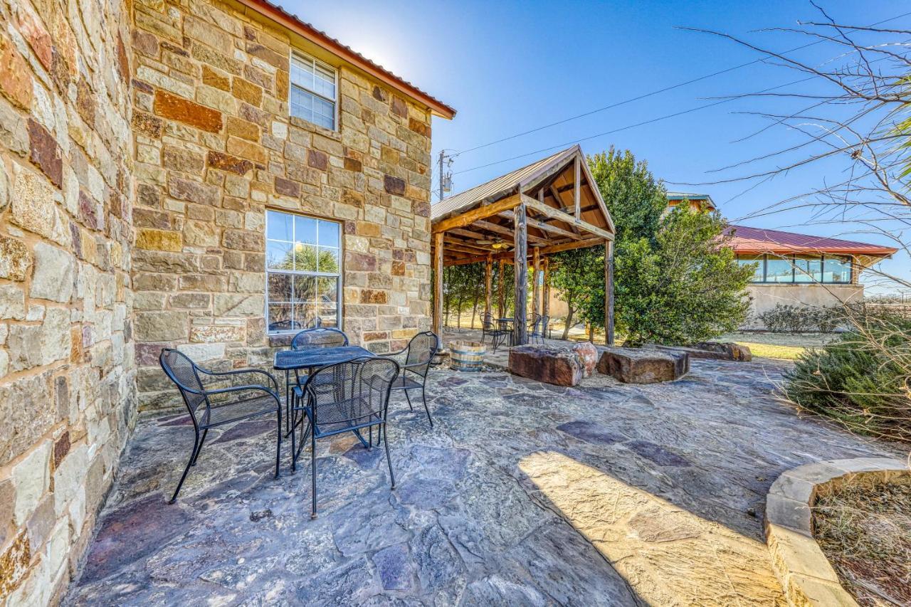 The Plum @ Mendelbaum Winery Guest Cabins Villa Fredericksburg Luaran gambar